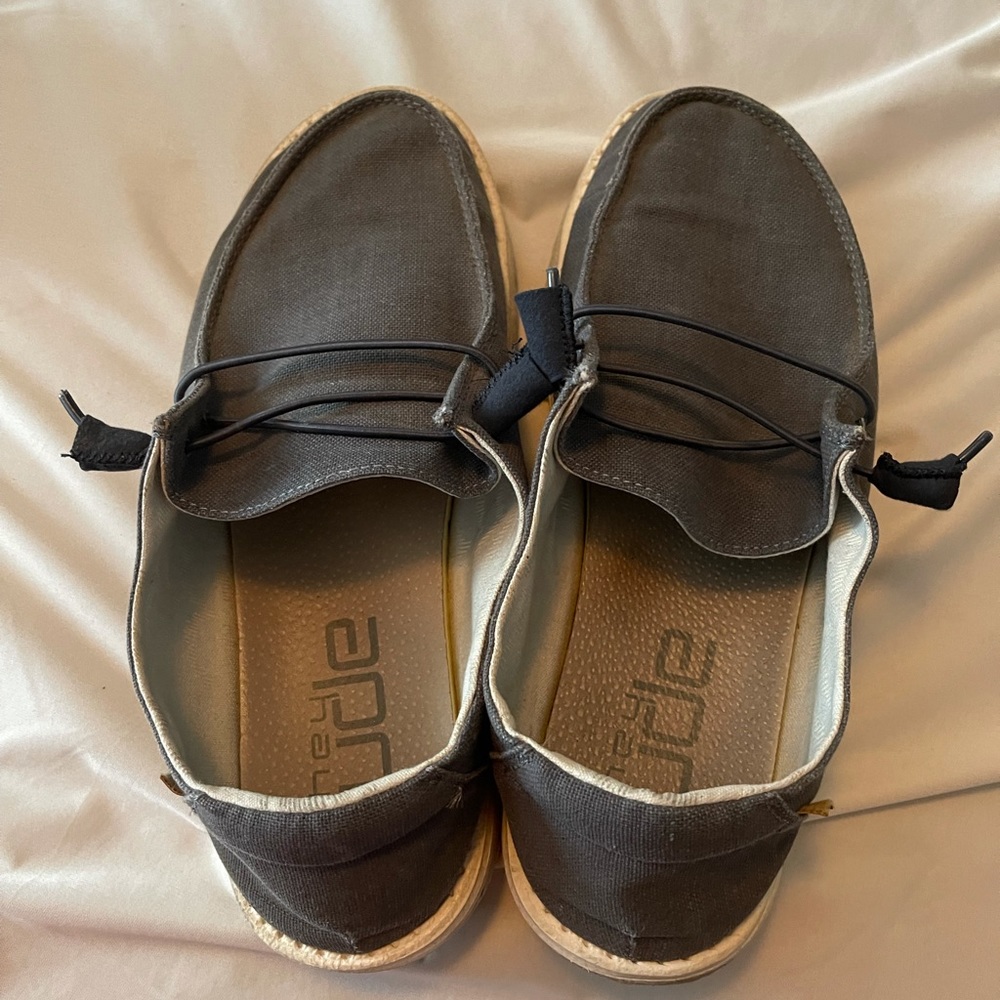 Women’s Wendy chambray navy hey dudes size 9